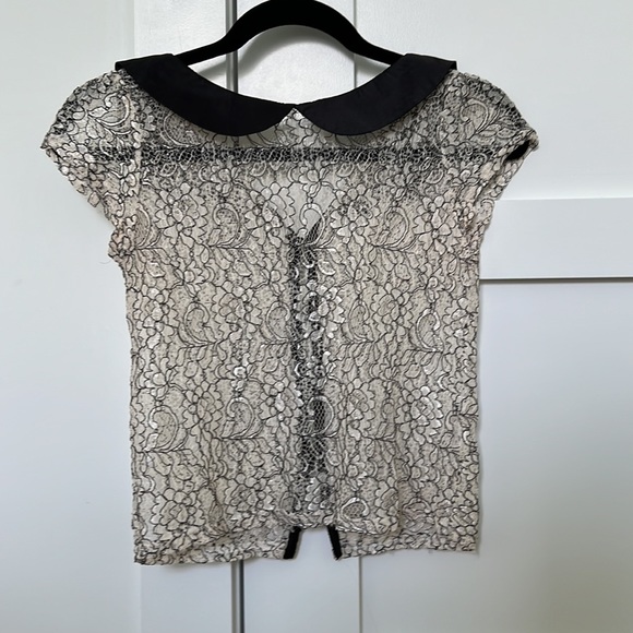 Lace crop top - Picture 2 of 3